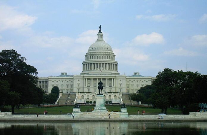 us-capitol-1233848 741x485 Wide shot of US capitol