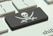 keyboard with pirate key - red flags to avoid pirate websites