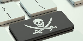 keyboard with pirate key - red flags to avoid pirate websites